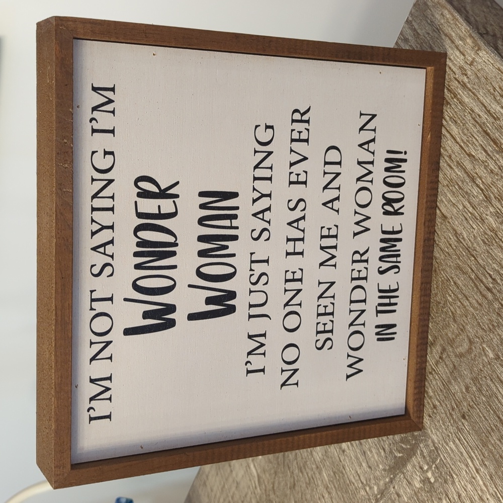 NWT Wonder Woman Wooden Sign